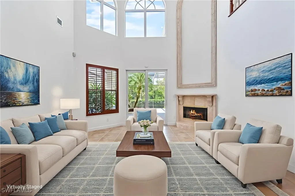 8169 Via Vecchia Naples FL 34108