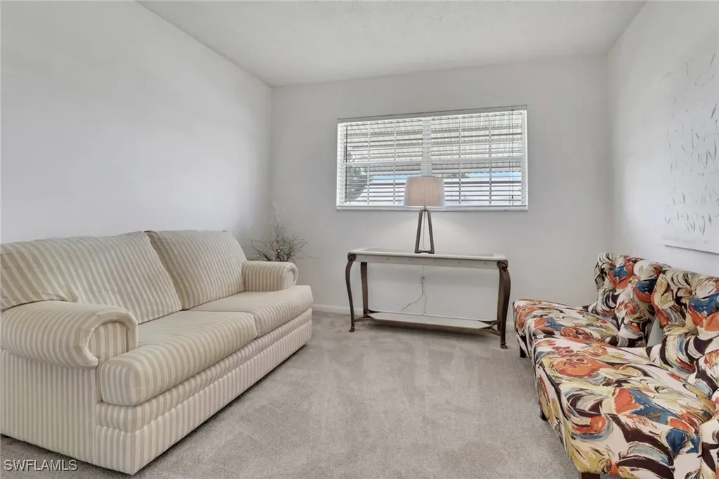7032 Cedarhurst Drive Fort Myers FL 33919