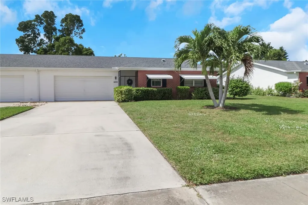 7032 Cedarhurst Drive Fort Myers FL 33919