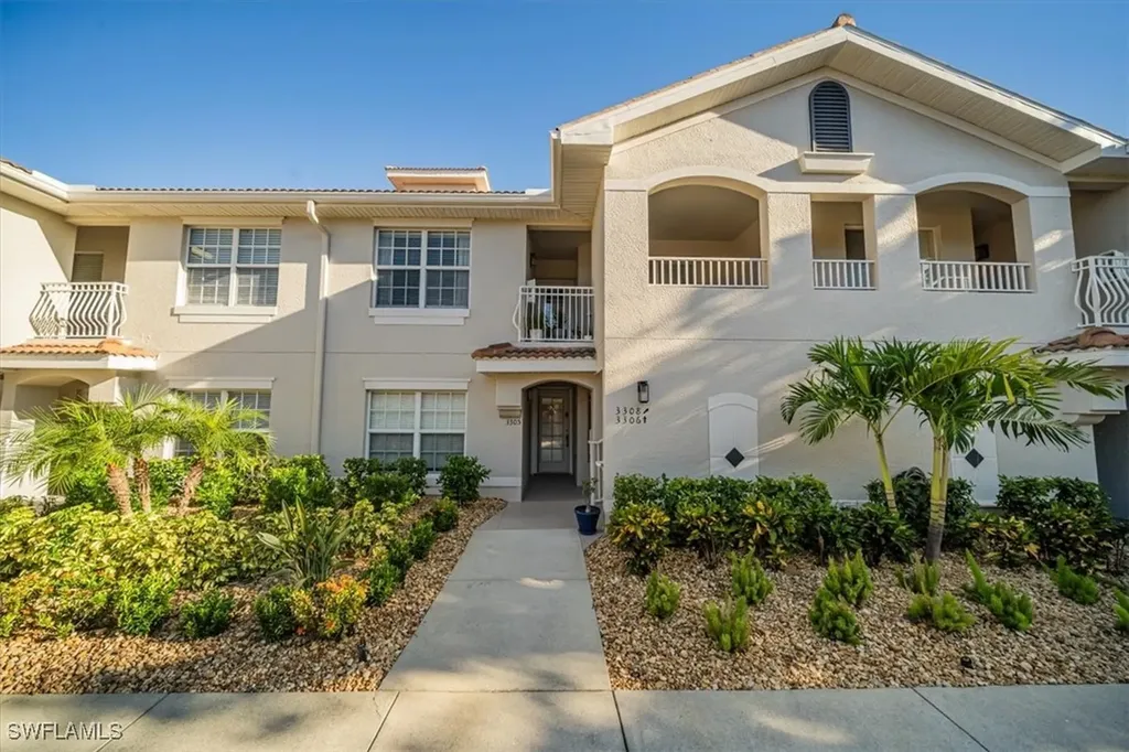 3029 Driftwood Way Naples FL 34109