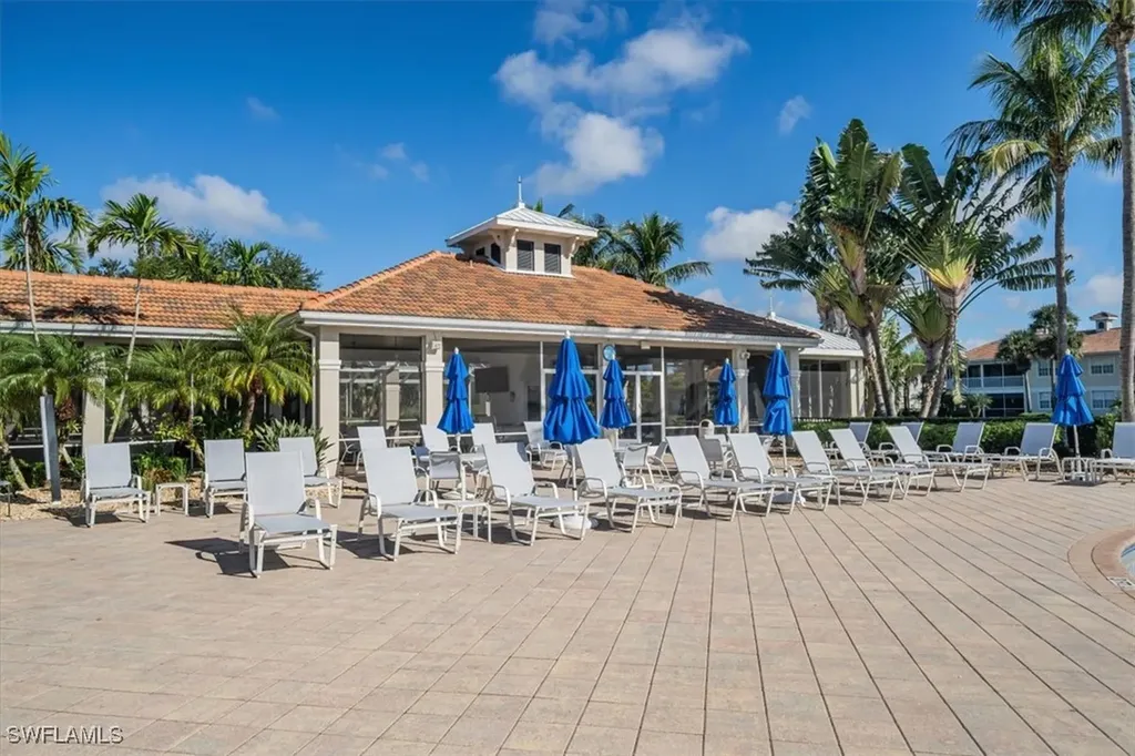 3029 Driftwood Way Naples FL 34109