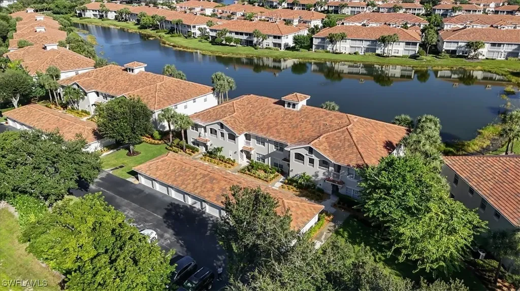 3029 Driftwood Way Naples FL 34109