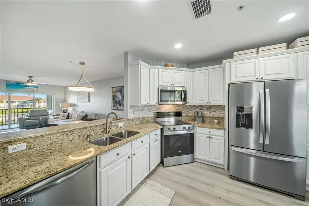 3029 Driftwood Way Naples FL 34109