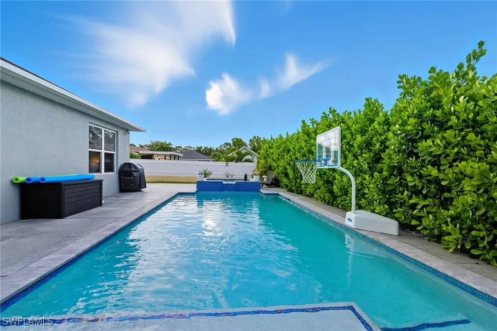 10300 Windley Key Terrace Bonita Springs FL 34135