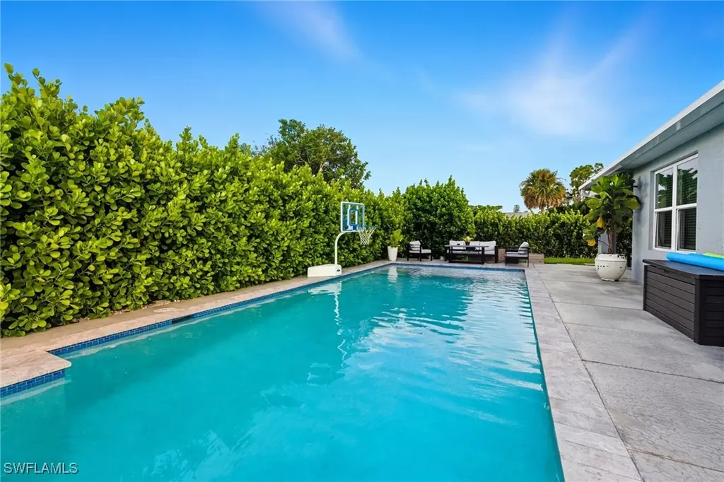 10300 Windley Key Terrace Bonita Springs FL 34135