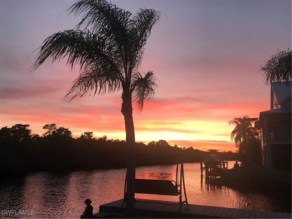 1277 Grand Canal Drive Naples FL 34110