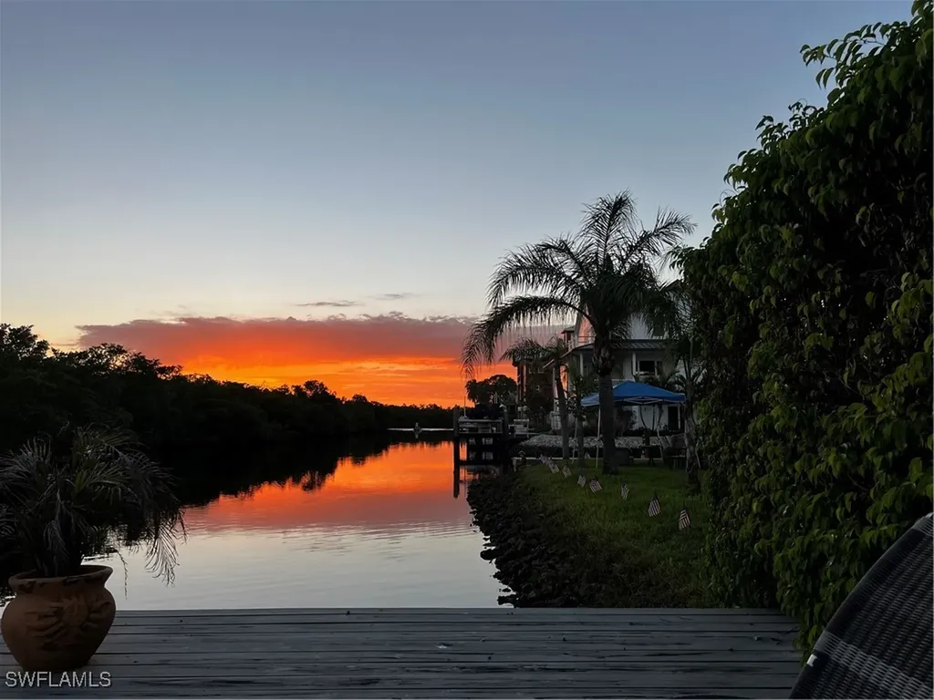 1277 Grand Canal Drive Naples FL 34110