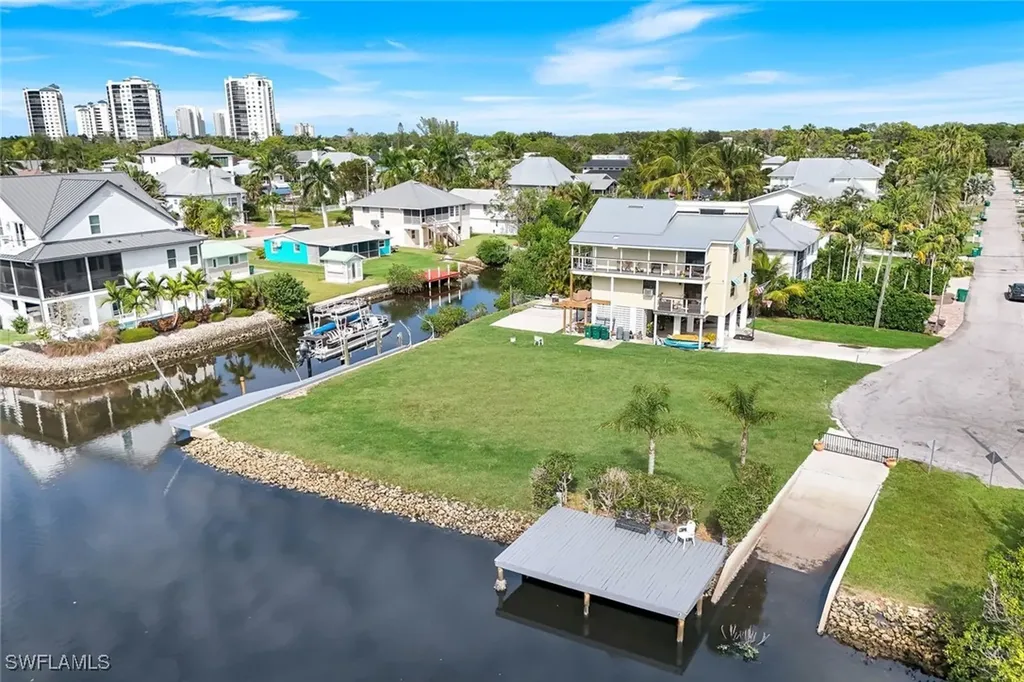 1277 Grand Canal Drive Naples FL 34110