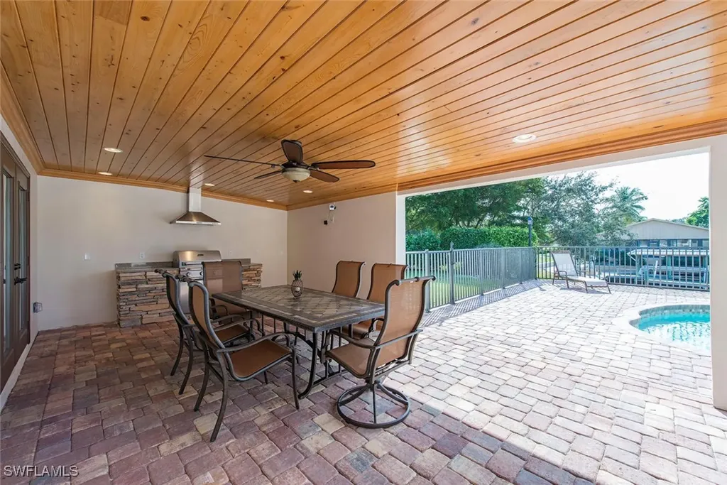 496 Flamingo Avenue Naples FL 34108