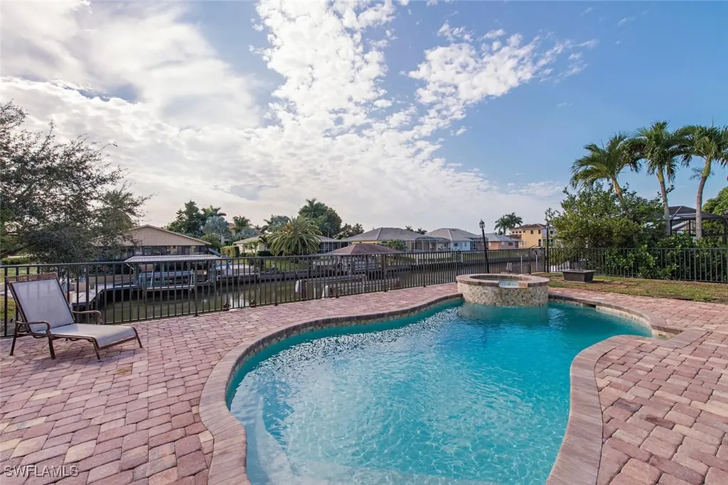 496 Flamingo Avenue Naples FL 34108
