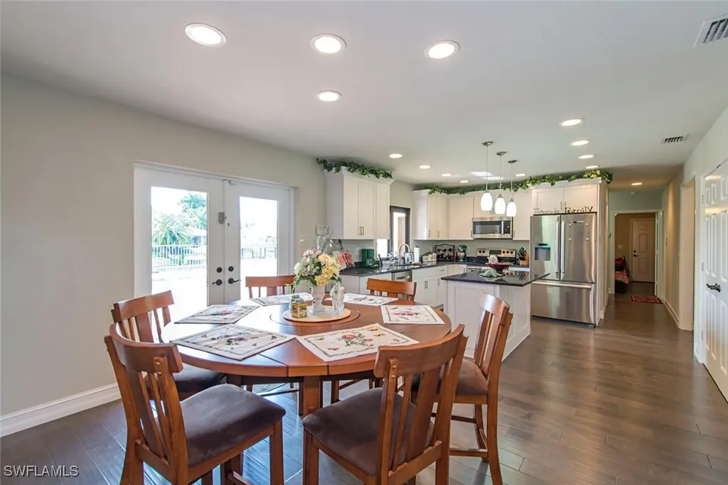 496 Flamingo Avenue Naples FL 34108