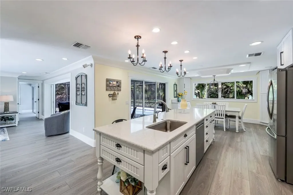 723 Willowhead Drive Naples FL 34103