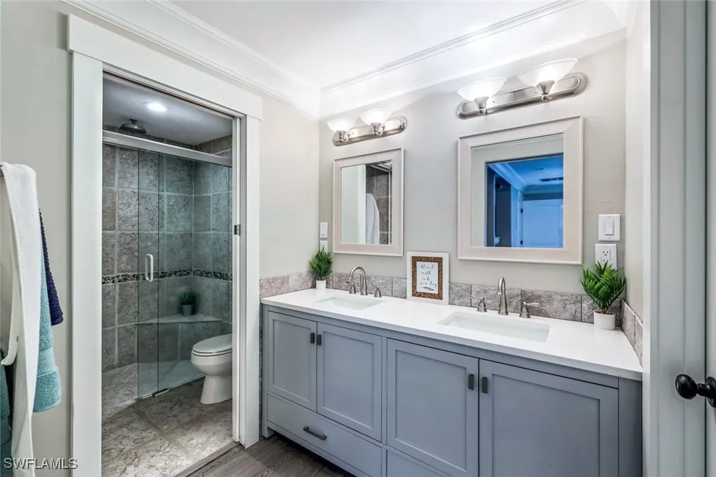 723 Willowhead Drive Naples FL 34103