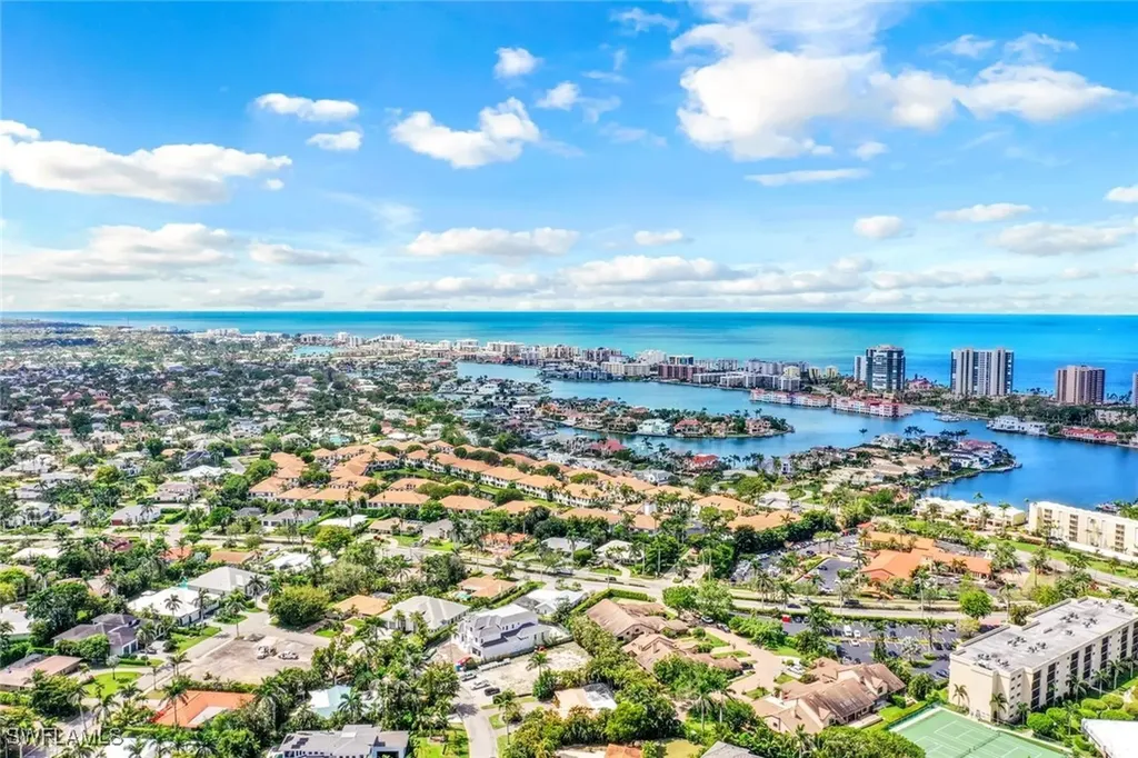 723 Willowhead Drive Naples FL 34103