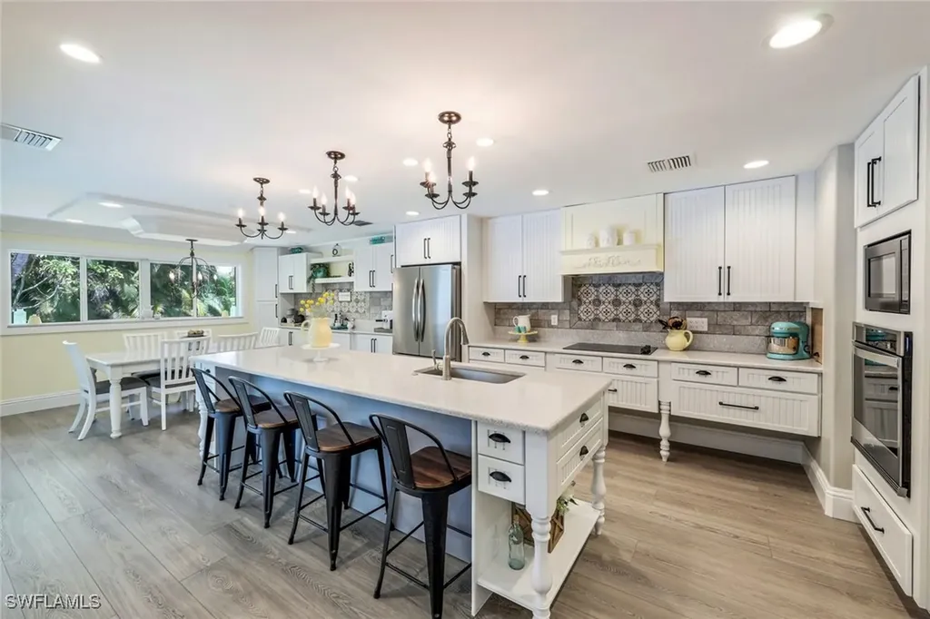 723 Willowhead Drive Naples FL 34103