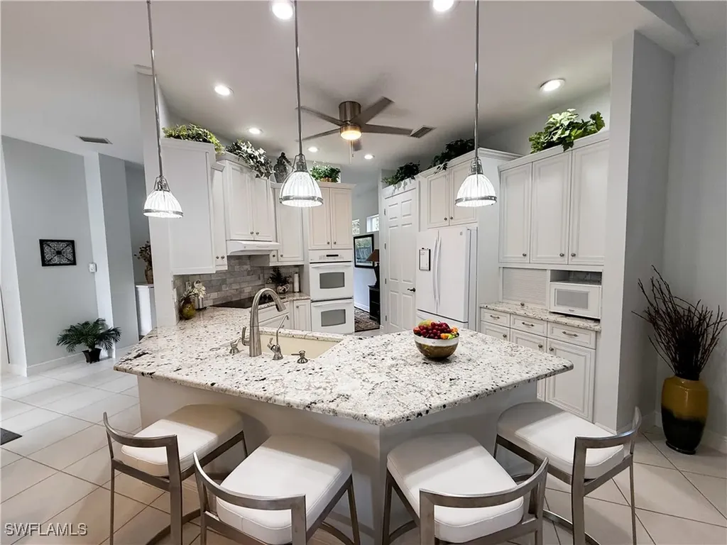516 Eagle Creek Drive Naples FL 34113