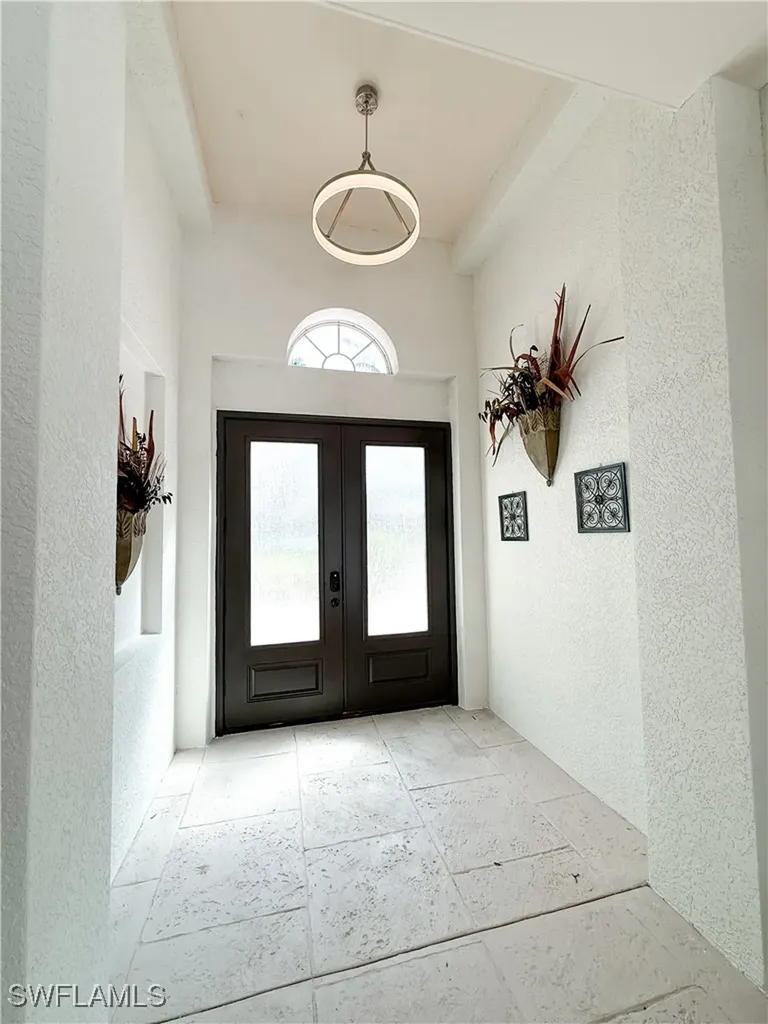 516 Eagle Creek Drive Naples FL 34113