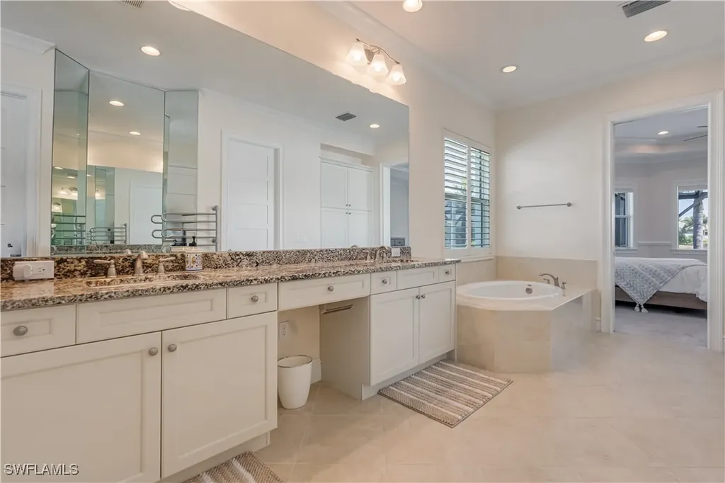 6424 Pembroke Way Naples FL 34113