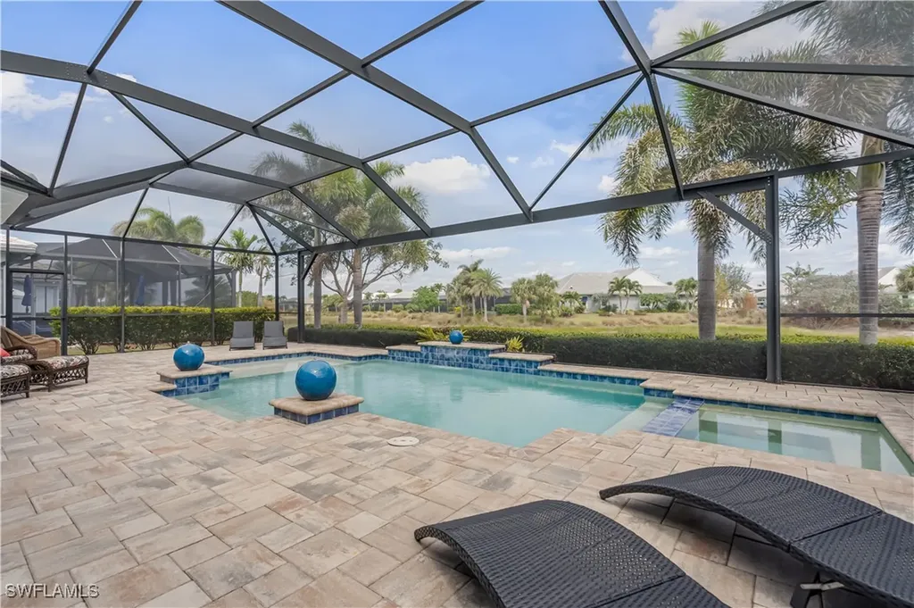 6424 Pembroke Way Naples FL 34113