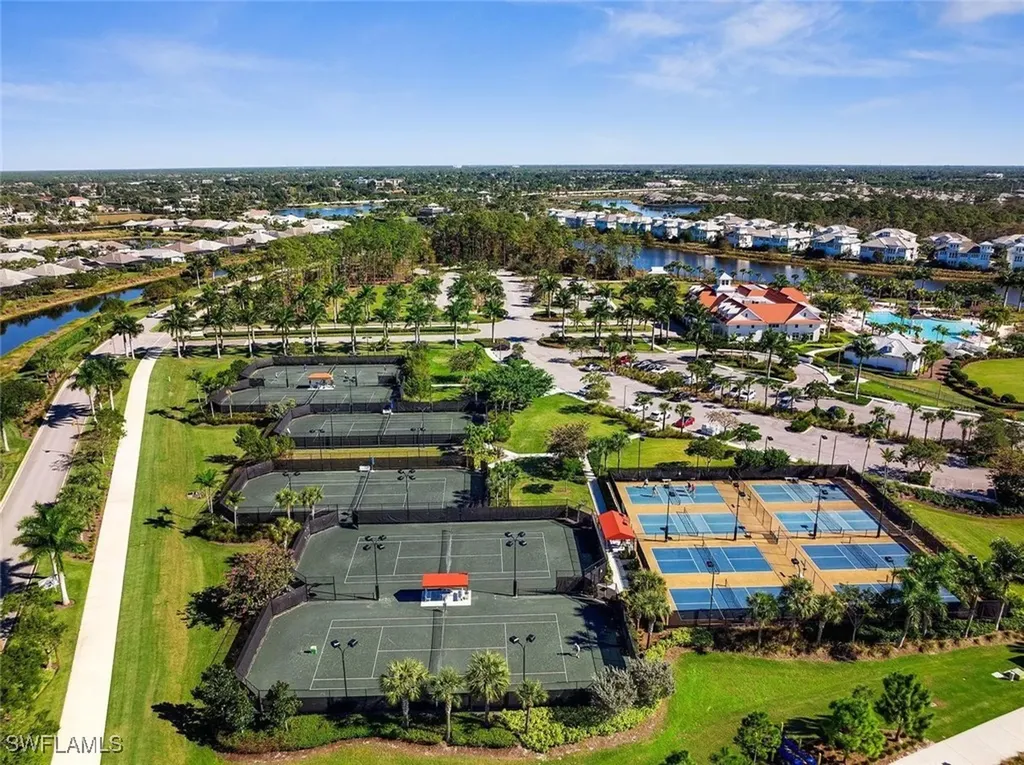 6424 Pembroke Way Naples FL 34113