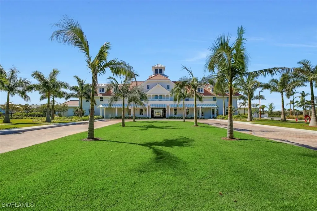 6424 Pembroke Way Naples FL 34113