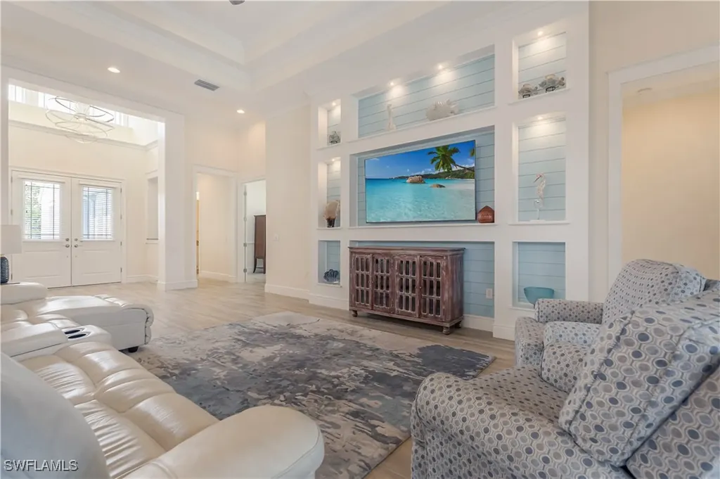 6424 Pembroke Way Naples FL 34113