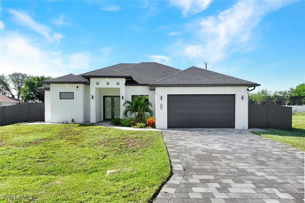 636 NE 8th Terrace Cape Coral FL 33909