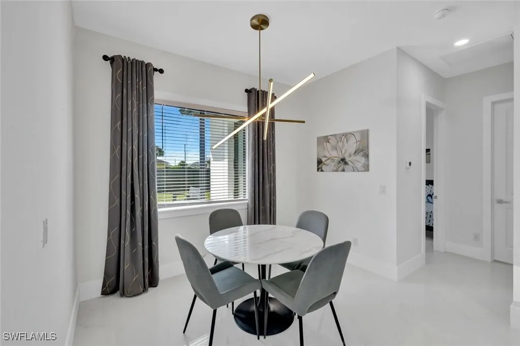 636 NE 8th Terrace Cape Coral FL 33909