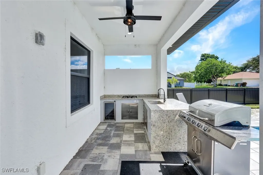 636 NE 8th Terrace Cape Coral FL 33909