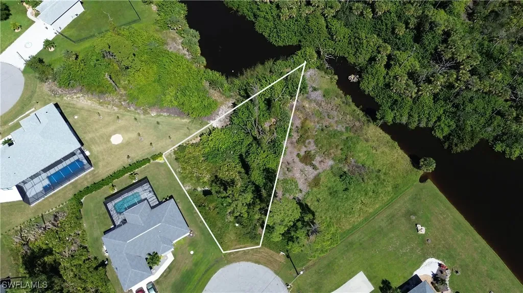 132 Glades Drive Rotonda West FL 33947