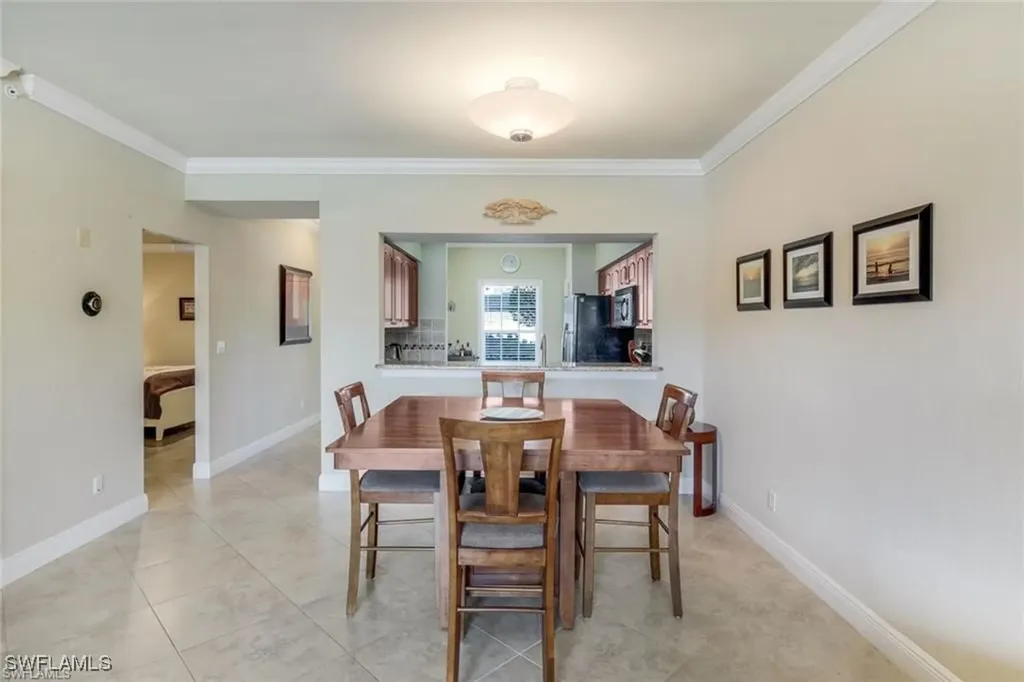 3250 Cypress Glen Way Naples FL 34109