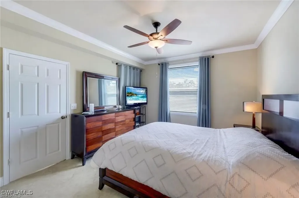 3250 Cypress Glen Way Naples FL 34109