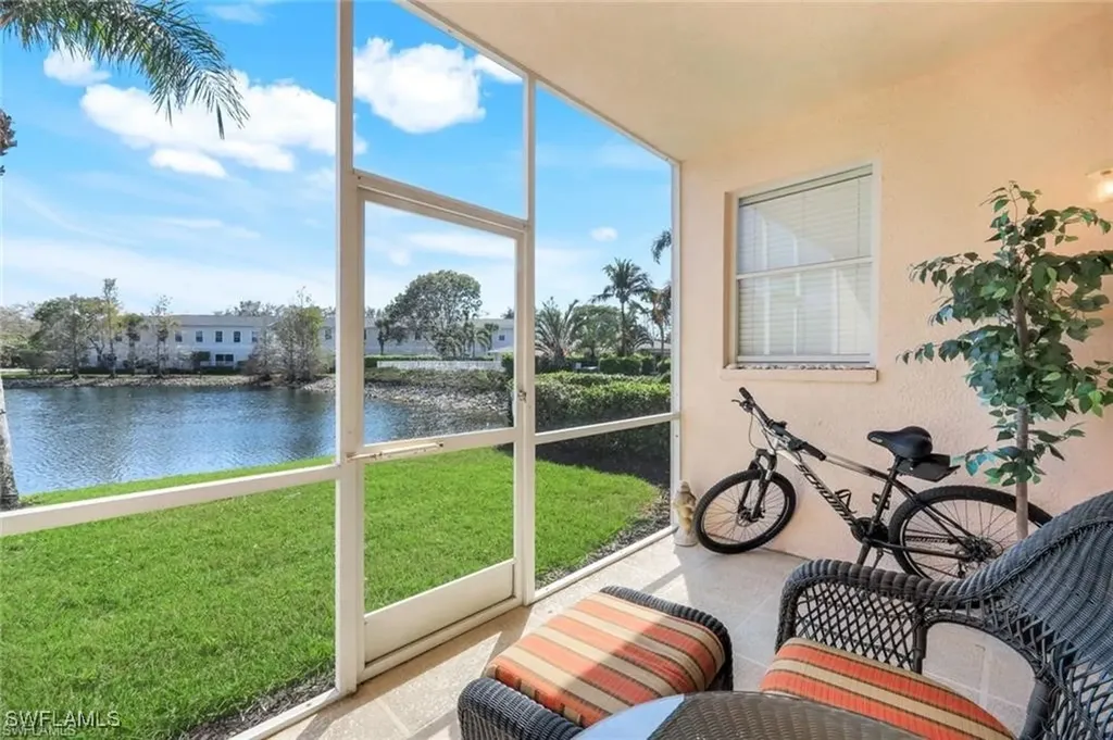 3250 Cypress Glen Way Naples FL 34109