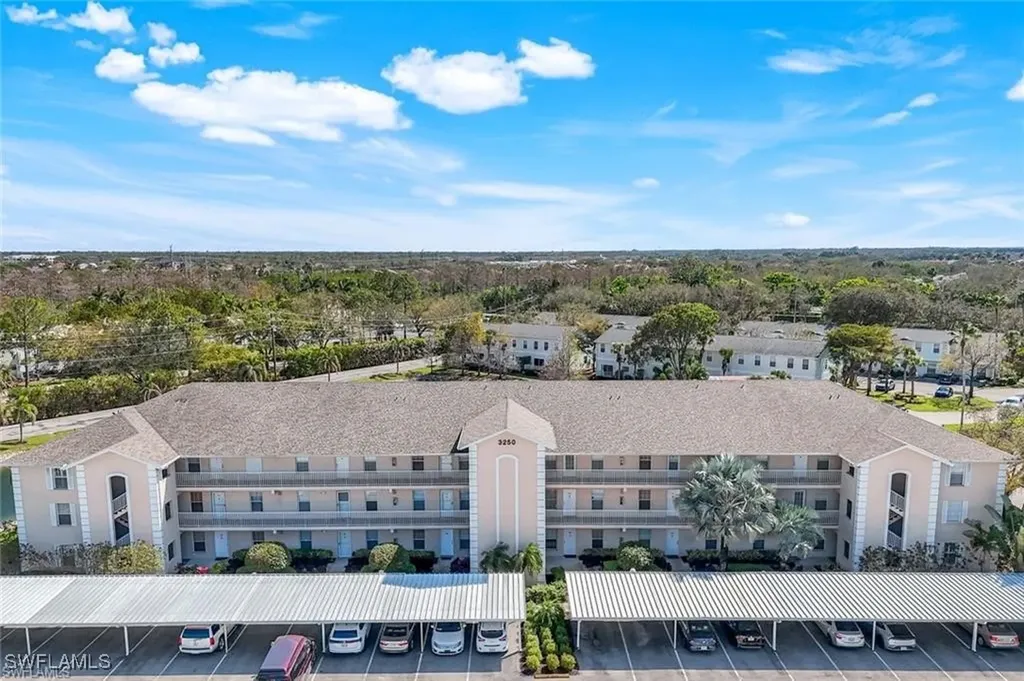 3250 Cypress Glen Way Naples FL 34109