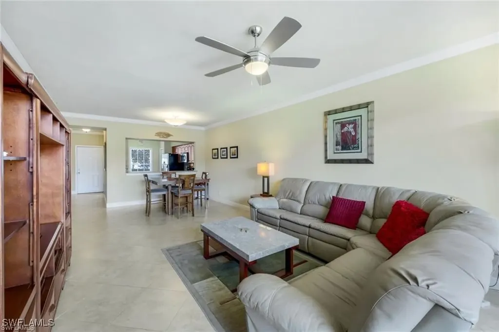 3250 Cypress Glen Way Naples FL 34109