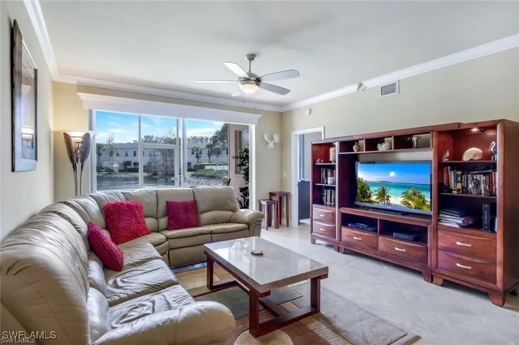 3250 Cypress Glen Way Naples FL 34109