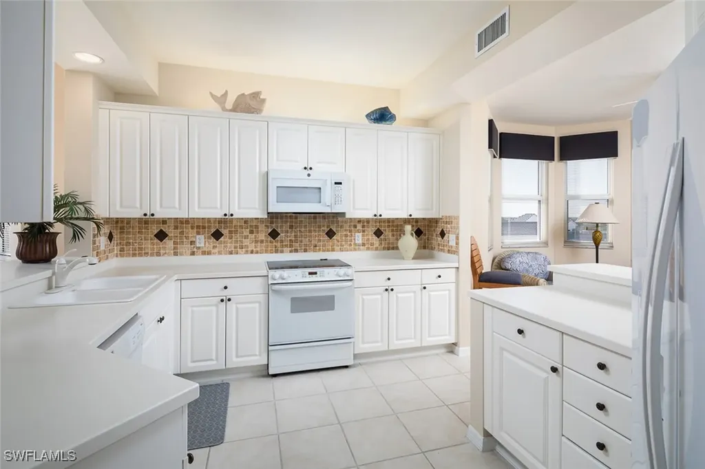 410 Flagship Drive Naples FL 34108