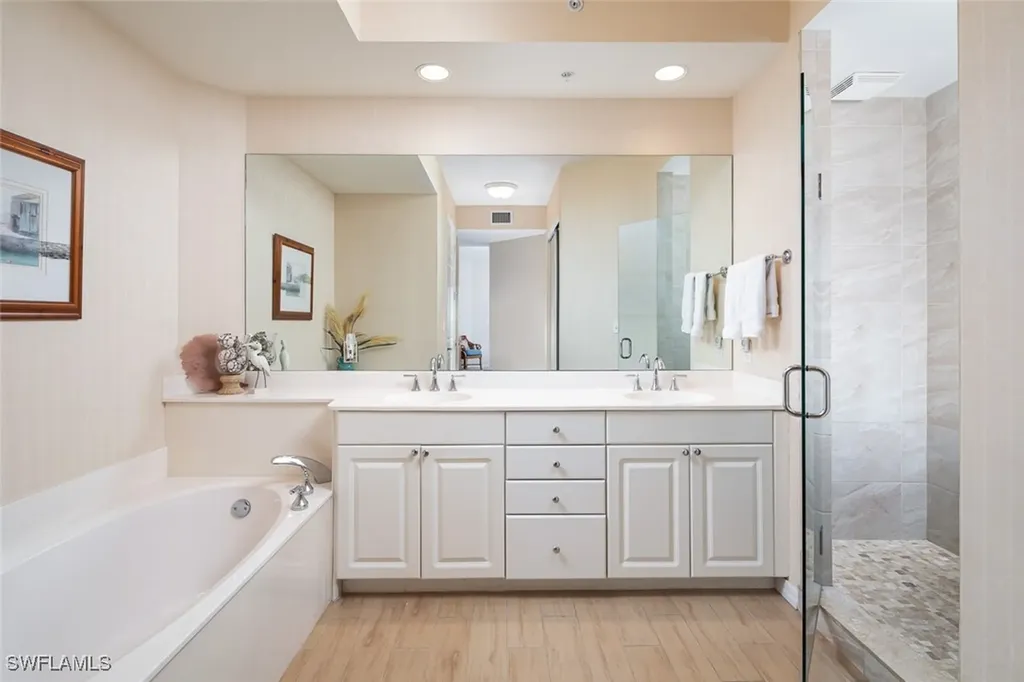 410 Flagship Drive Naples FL 34108