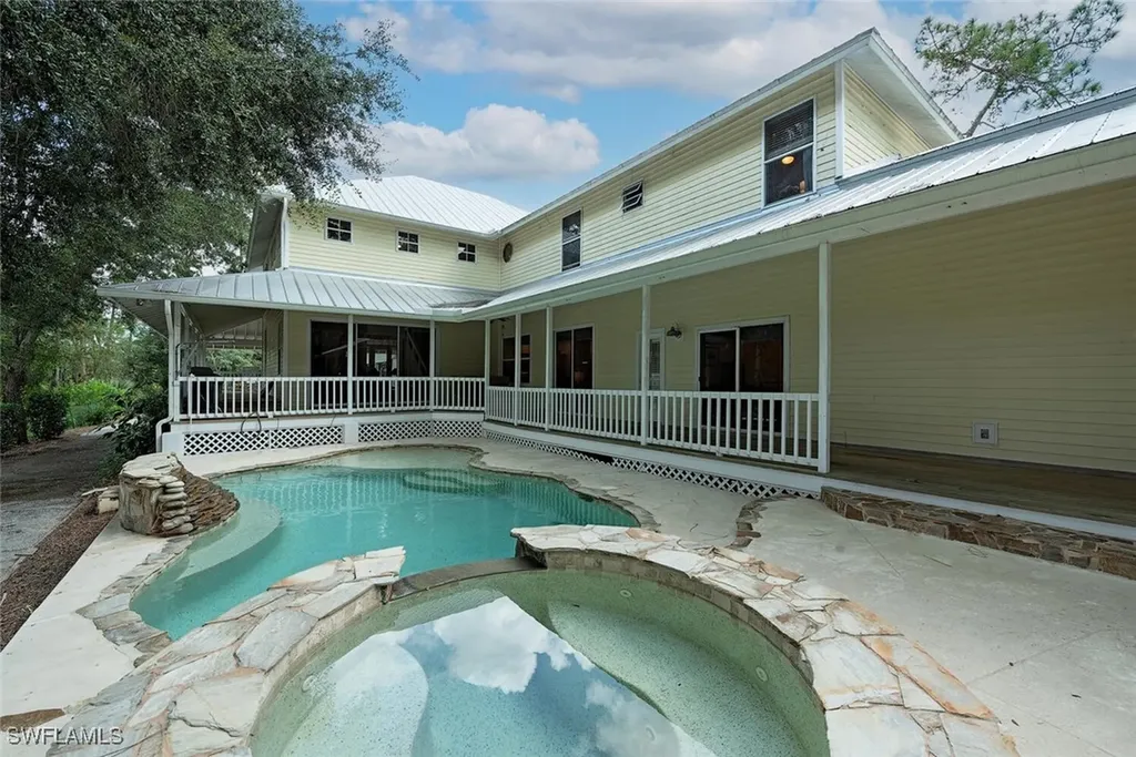 5070 Palmetto Woods Drive Naples FL 34119