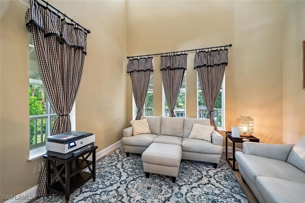 5070 Palmetto Woods Drive Naples FL 34119