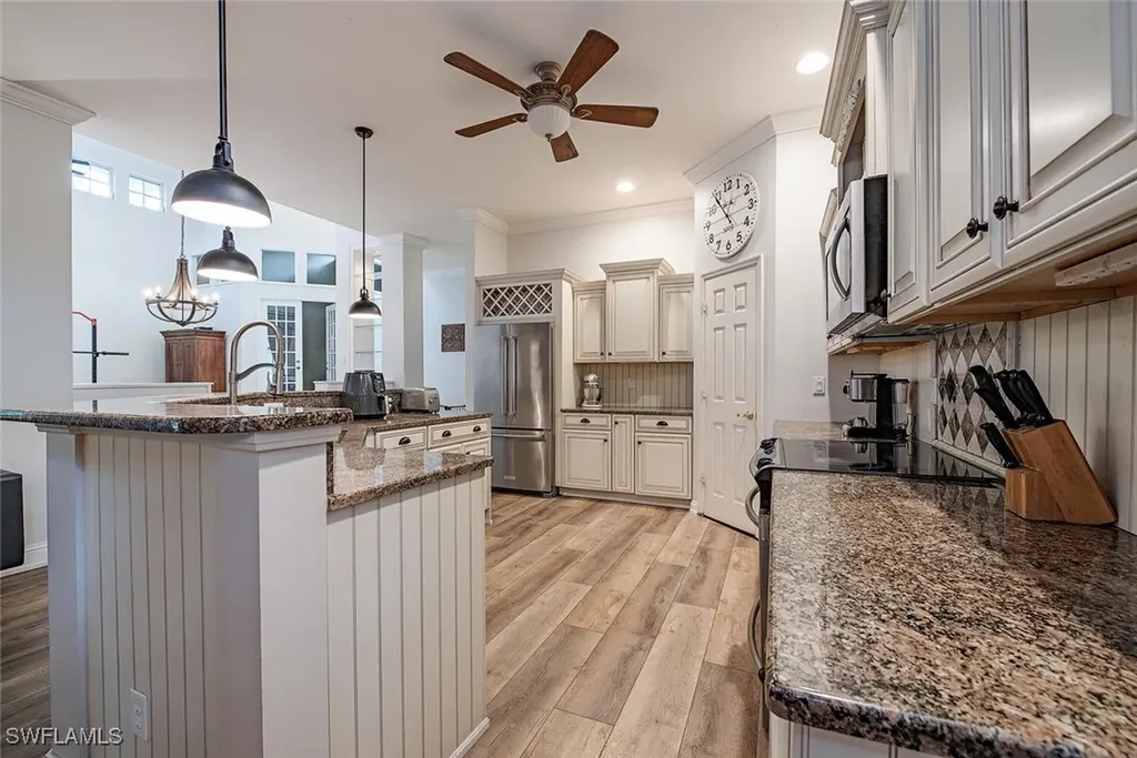 5070 Palmetto Woods Drive Naples FL 34119