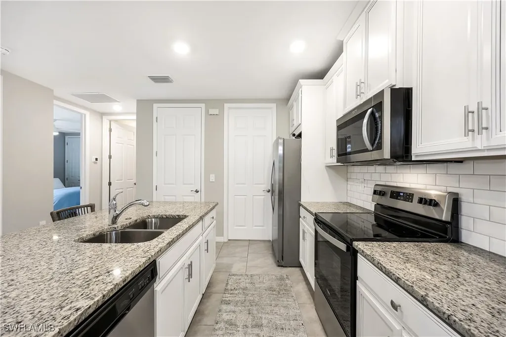 14551 Edgewater Circle Naples FL 34114