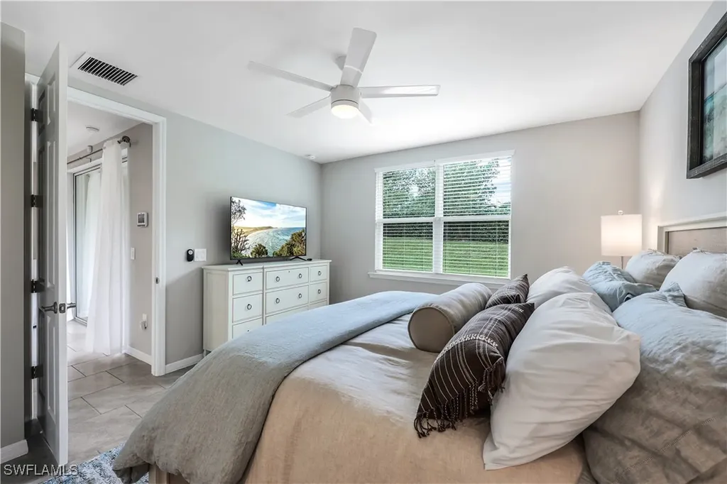 14551 Edgewater Circle Naples FL 34114