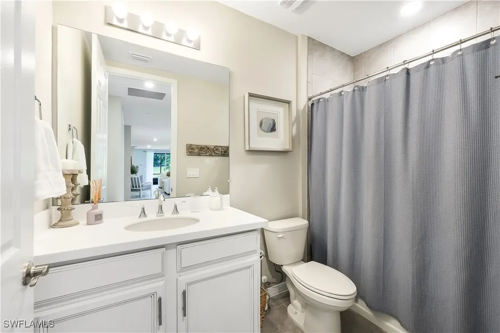 14551 Edgewater Circle Naples FL 34114