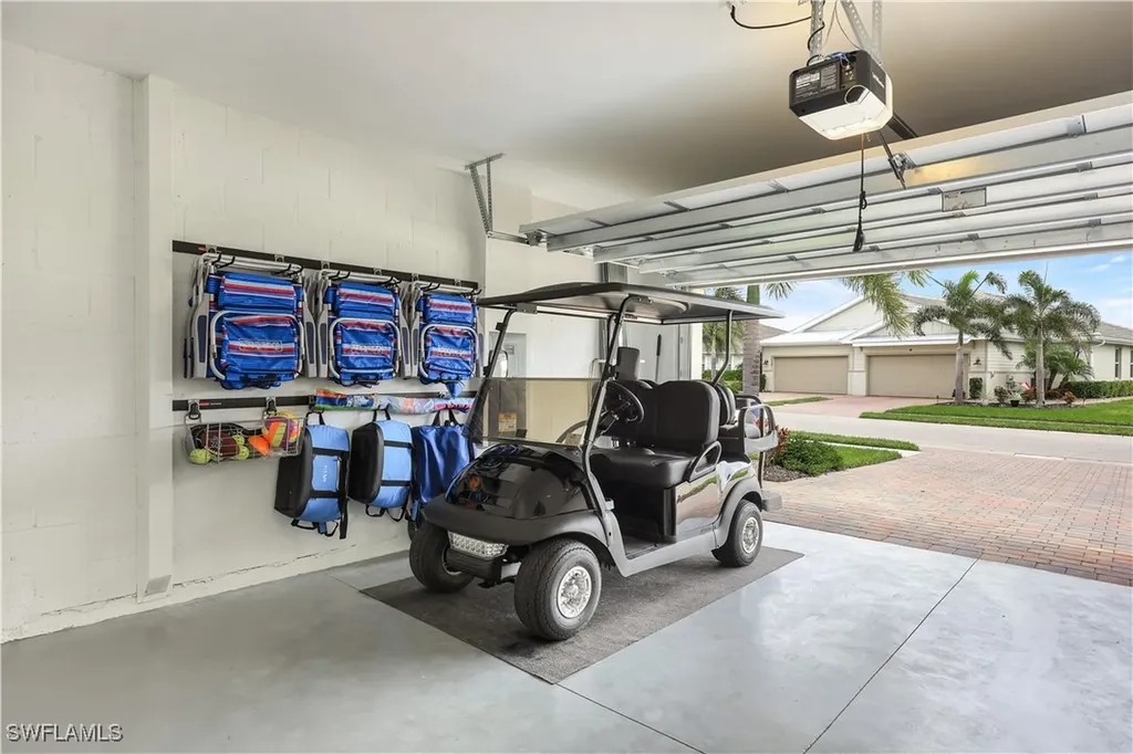 14551 Edgewater Circle Naples FL 34114