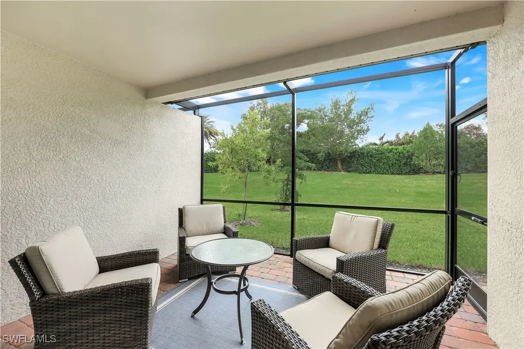 14551 Edgewater Circle Naples FL 34114
