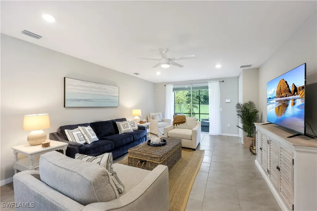 14551 Edgewater Circle Naples FL 34114