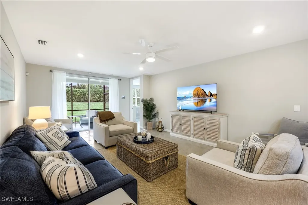 14551 Edgewater Circle Naples FL 34114