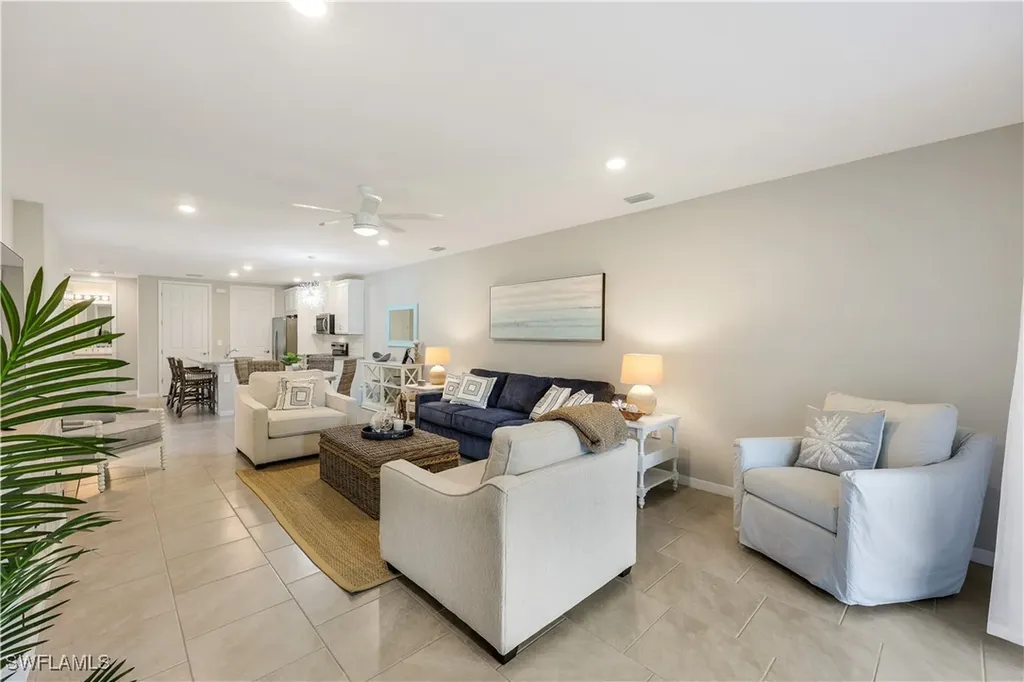 14551 Edgewater Circle Naples FL 34114