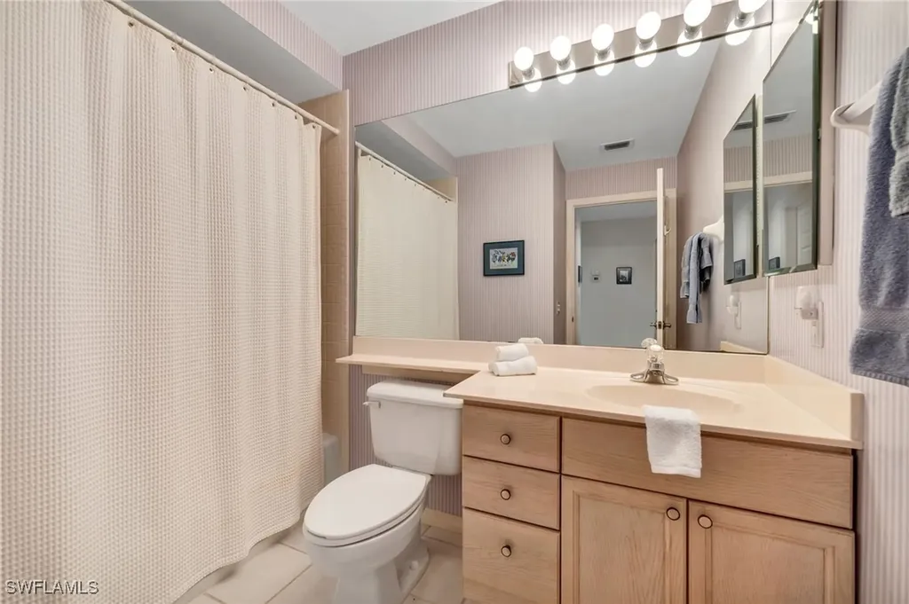 27026 Oakwood Lake Drive Bonita Springs FL 34134